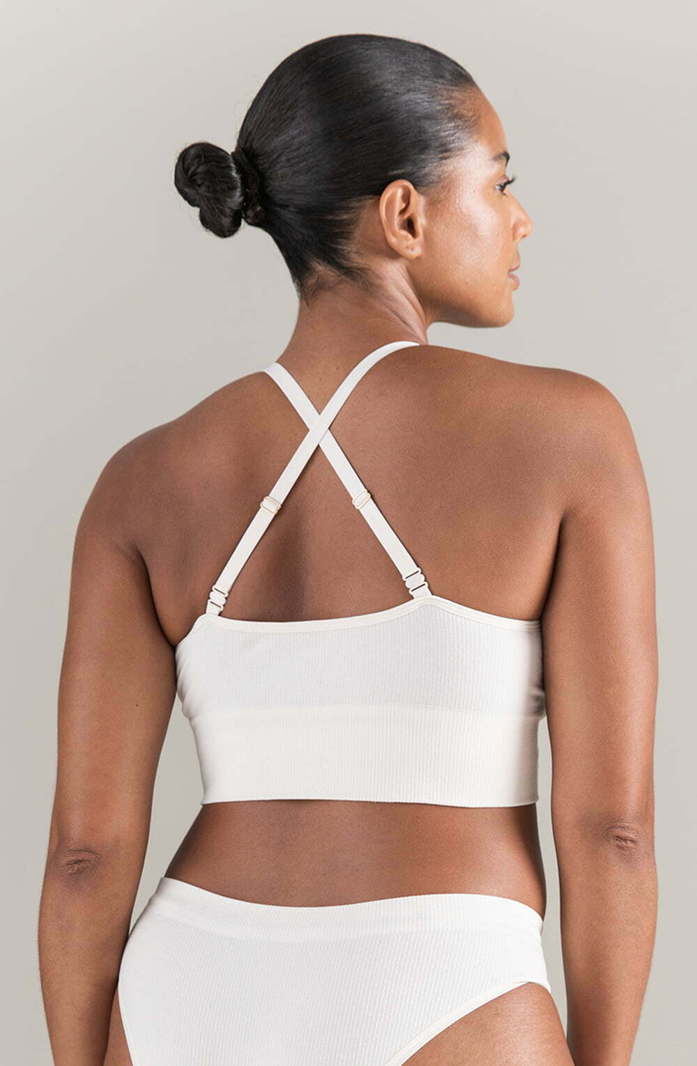 The TENCEL Seamless Bralette White Sand | Bras | Nudea