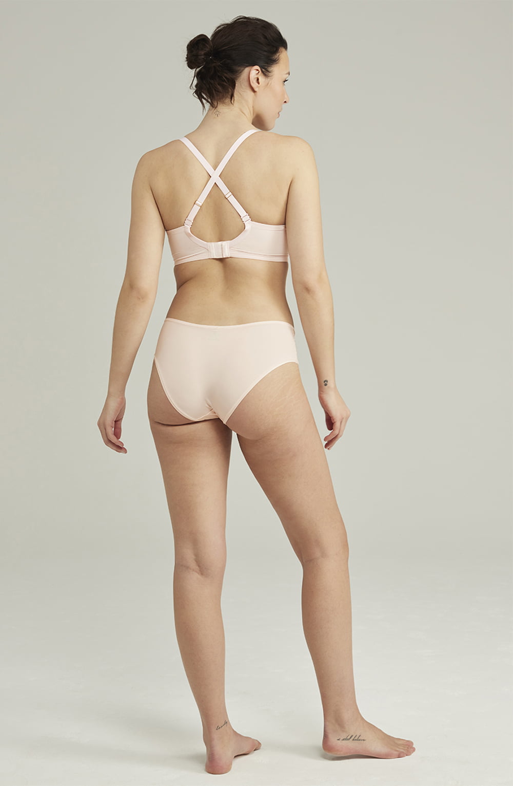 The Stretch Boss Full Cover Bra Blush Pink Up to G Cup | Bras | Nudea