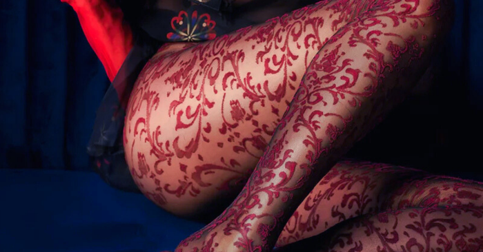 crotchless tights 
