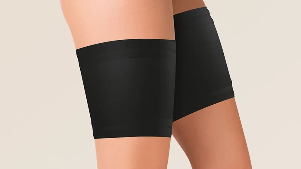 woman wearing a satin thigh band