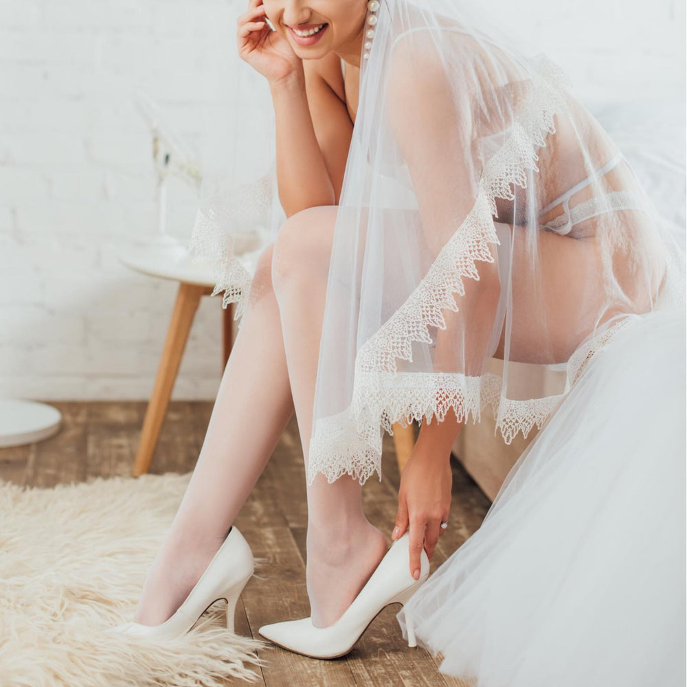 Woman wearing bridal hold-ups