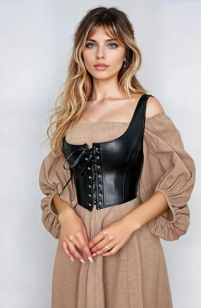 Woman wearing a YESX black corset