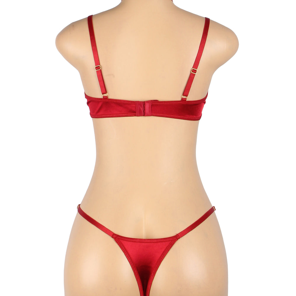 
                      
                        YesX YX872 Hollow Cut Halter Bra Set
                      
                    