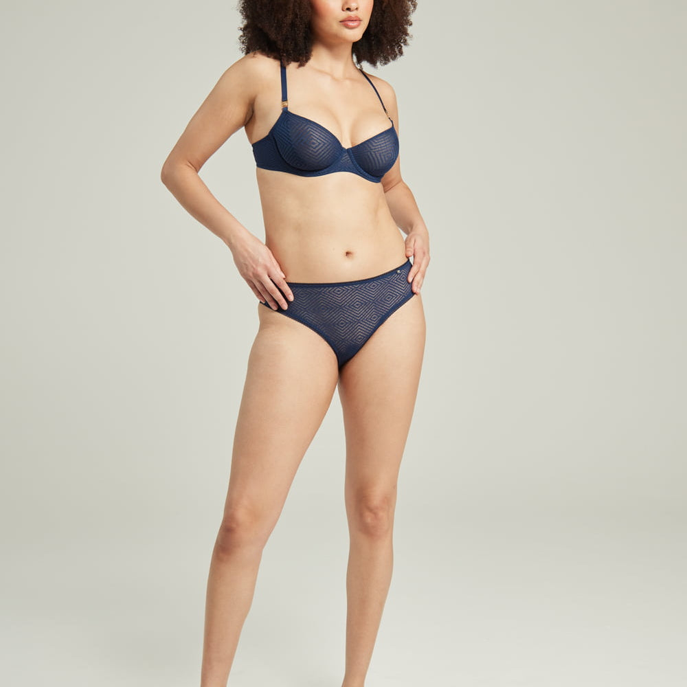 
                      
                        The Sheer Deco Lift Balcony Bra Navy Up to GG Cup | Lingerie Sets | Nudea
                      
                    