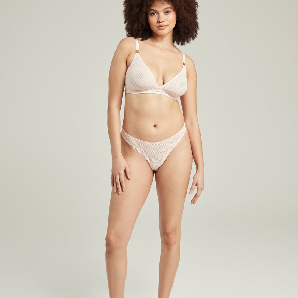 
                      
                        The Sheer Deco Barely There Thong Blush Pink | Briefs &amp; Thongs | Nudea
                      
                    