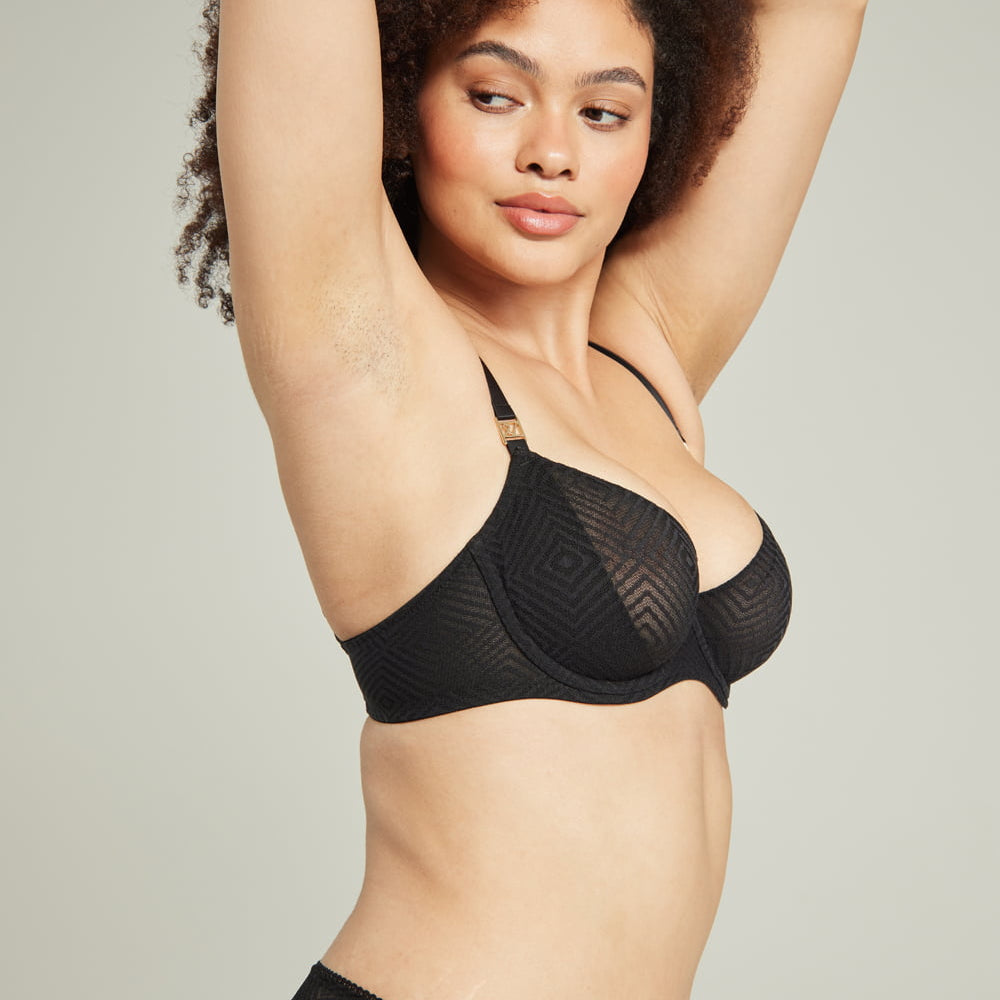 
                      
                        The Sheer Deco Lift Balcony Bra Black Up to GG Cup | Lingerie Sets | Nudea
                      
                    