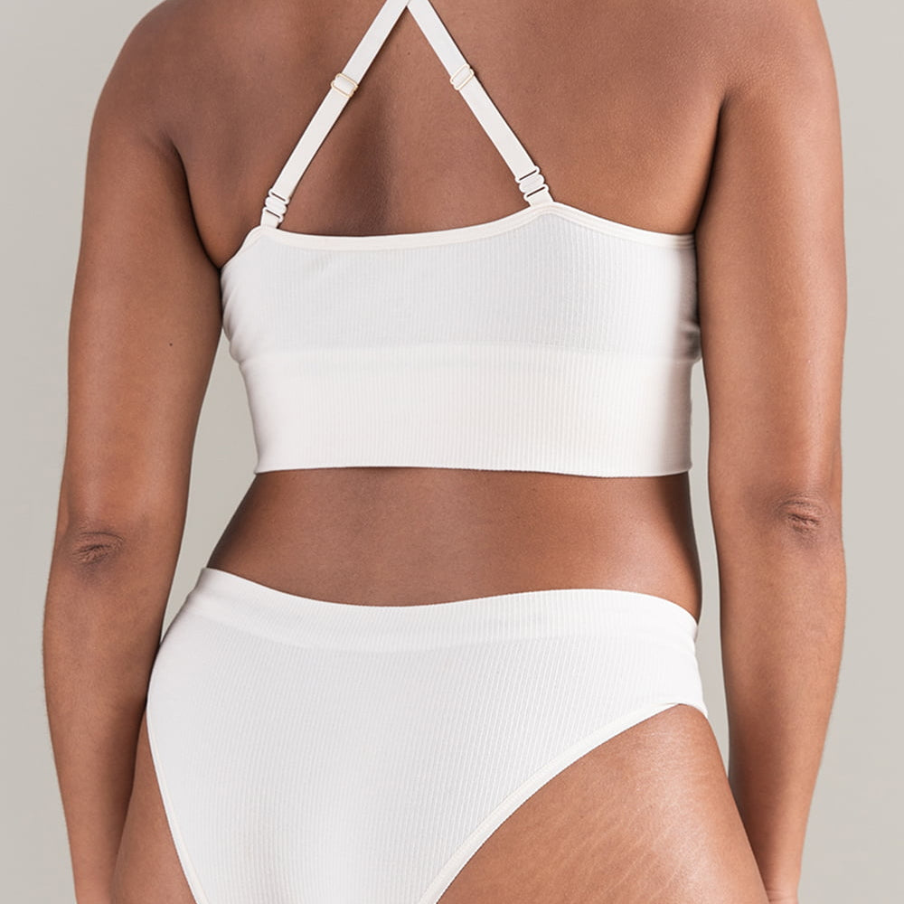 
                      
                        The TENCEL High Leg Brief White Sand | Briefs &amp; Thongs | Nudea
                      
                    